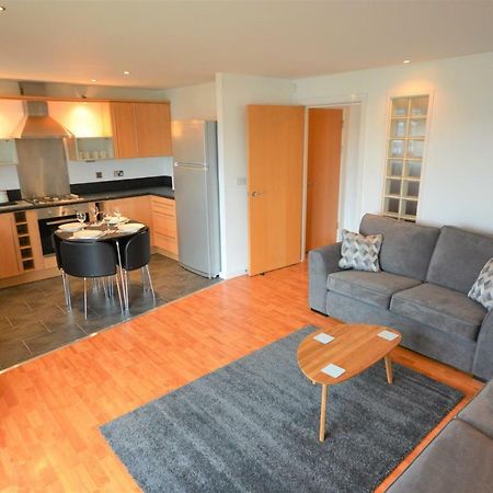 Coastal Apartments - Wales Суонси Экстерьер фото