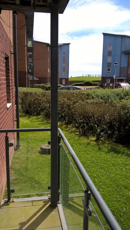 Coastal Apartments - Wales Суонси Экстерьер фото
