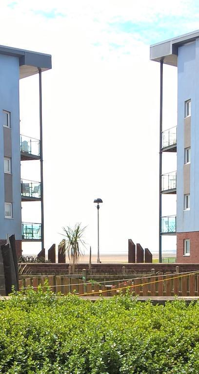 Coastal Apartments - Wales Суонси Экстерьер фото