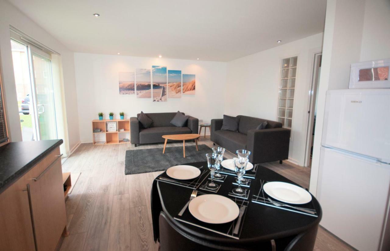 Coastal Apartments - Wales Суонси Экстерьер фото