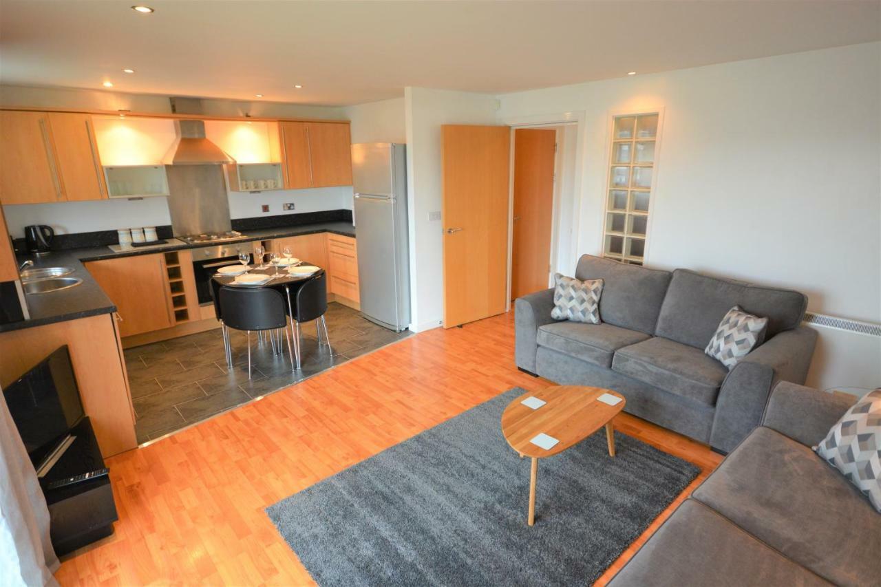 Coastal Apartments - Wales Суонси Экстерьер фото