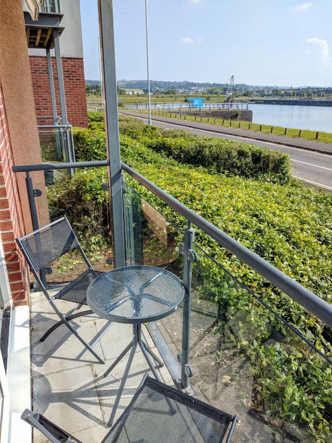 Coastal Apartments - Wales Суонси Экстерьер фото